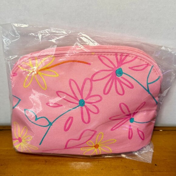 NEW 7-Pc Clinique Makeup, Liquid Facial Soap, Clinical Repair & Wrinkle Serum - Picture 4 of 6